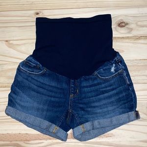 A Pea in the pod maternity jean shorts